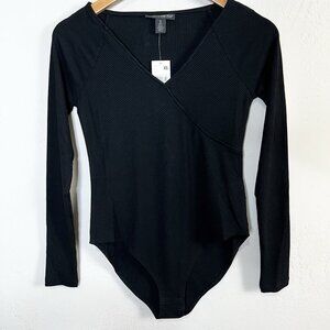 A Pea in the Pod Maternity Top Bodysuit XS Black Long Sleeve V-Neck Shirt NEW‎